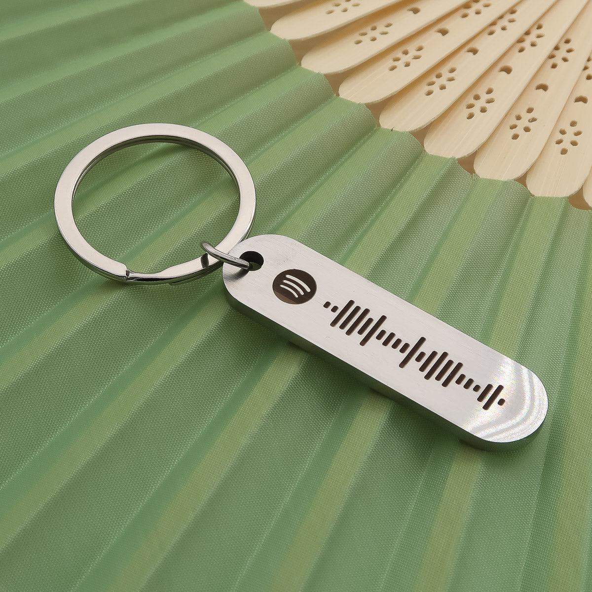 Spotify-nøglering med indgravering og personlighed Deluxe i mat rustfrit stål. Indgravering af navn og Spotify